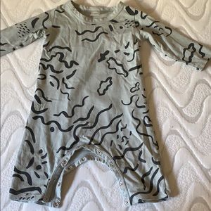 Long-sleeve Onesie